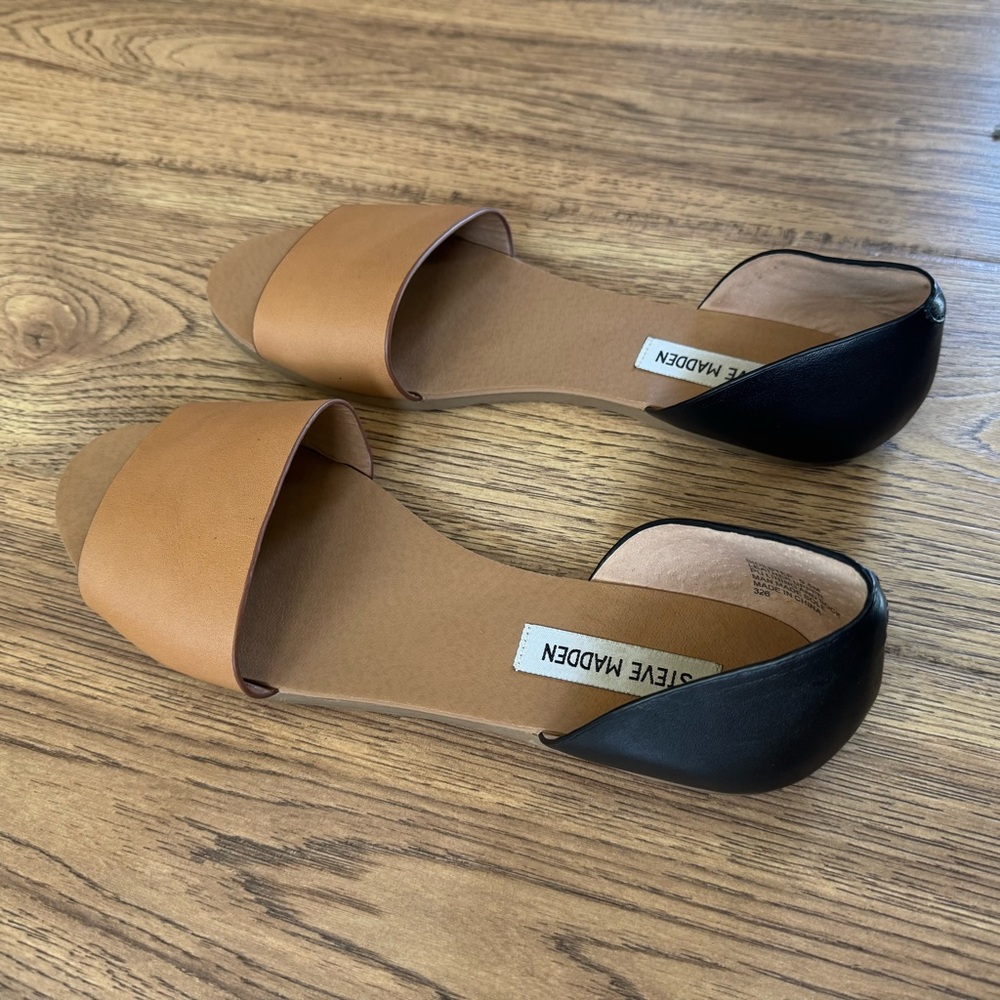 Steve Madden Women's Sidestep Leather Sandals Flats Black Tan Size 9.5